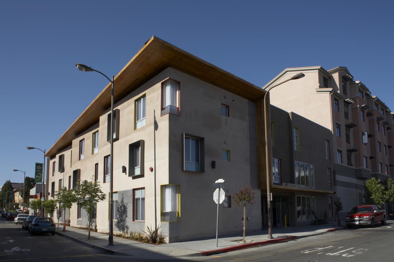 Downtown Inn *
